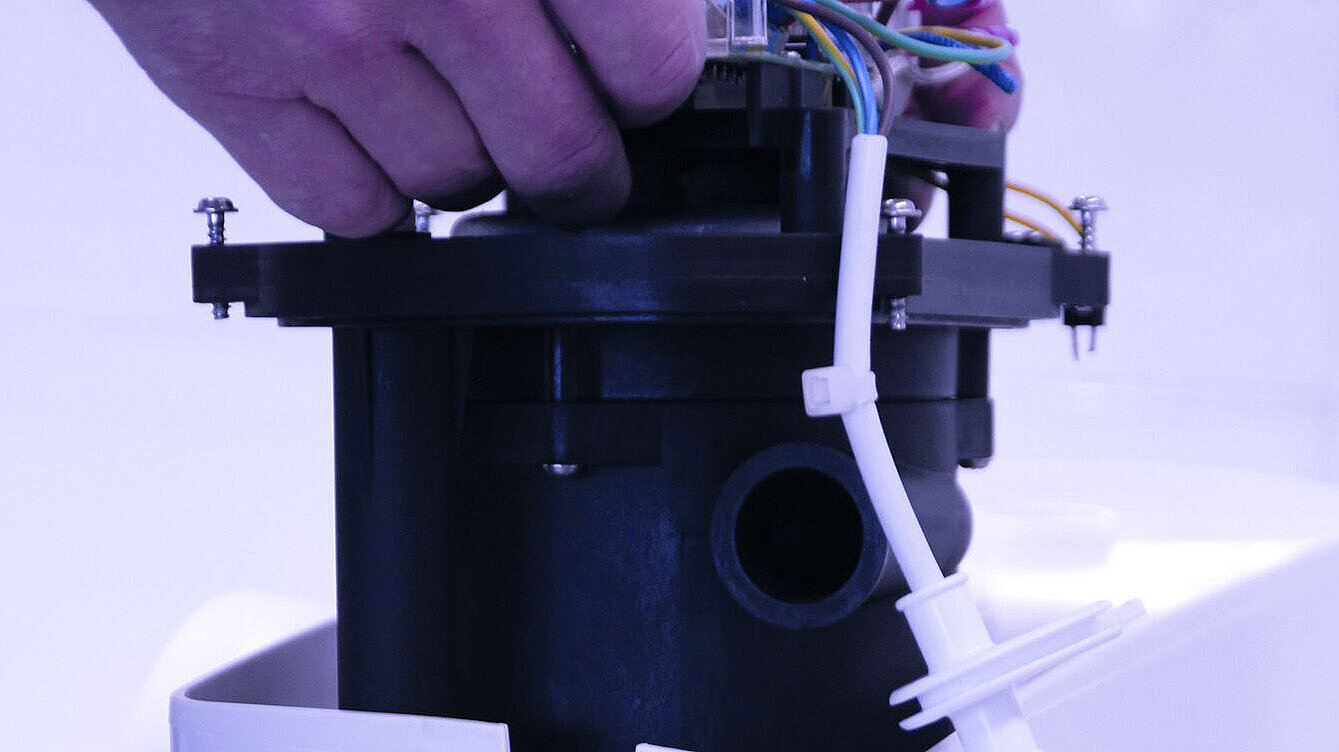 Konserwacja pompy Minilift F Konserwacja pompy Minilift F